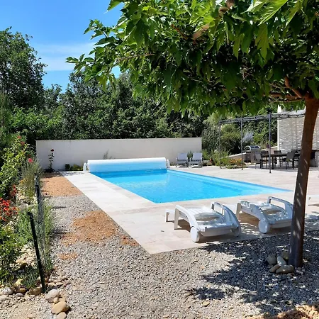 Loregano Holiday home *